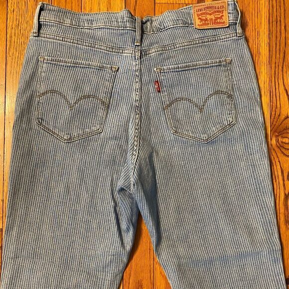 LEVI’S 724 high rise straight striped denim cropped jeans‎ - Picture 7 of 9